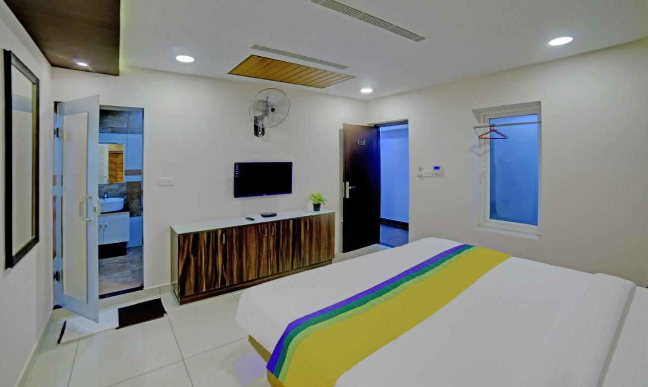 Treebo Trip Majestic Inn Thampanoor Thiruvananthapuram Ngoại thất bức ảnh