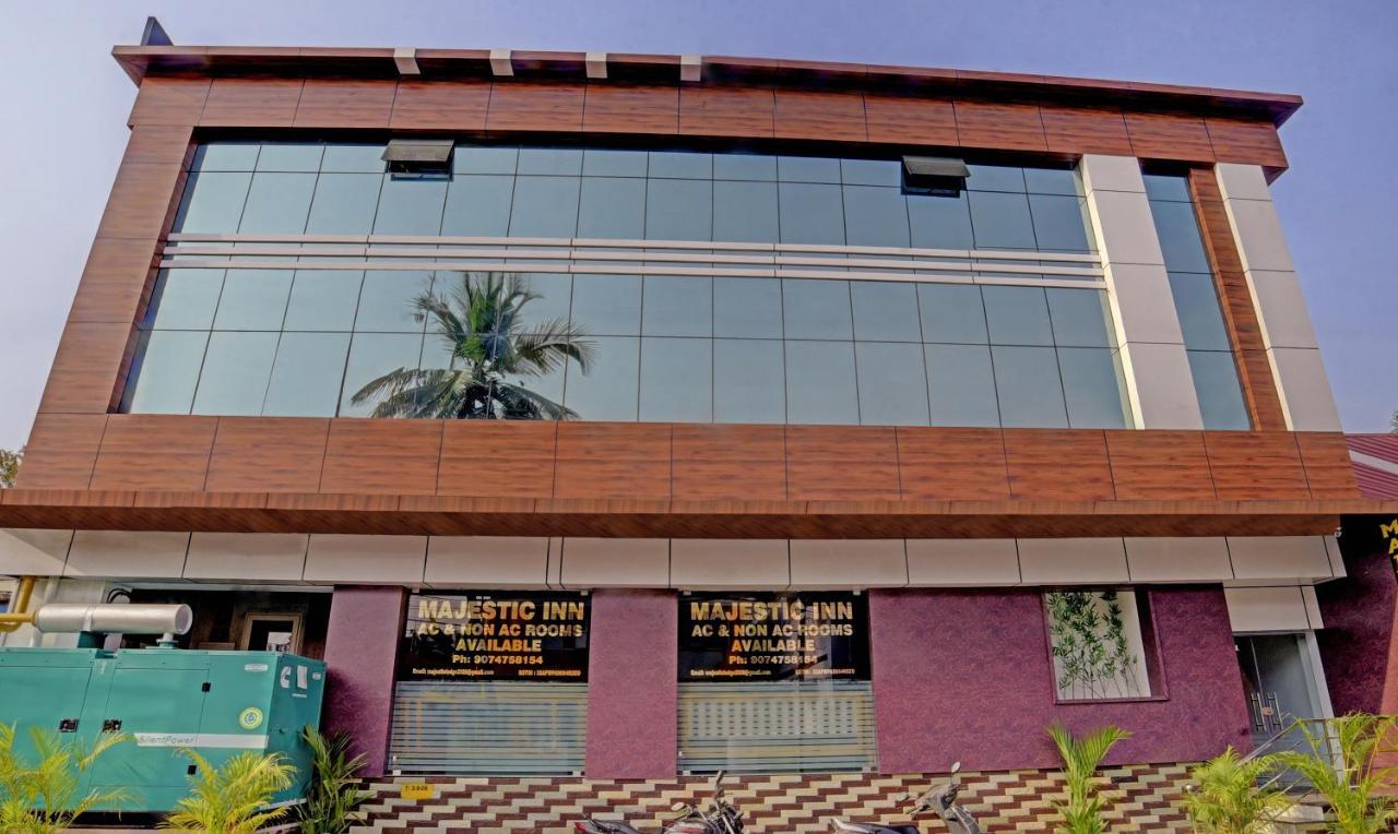 Treebo Trip Majestic Inn Thampanoor Thiruvananthapuram Ngoại thất bức ảnh