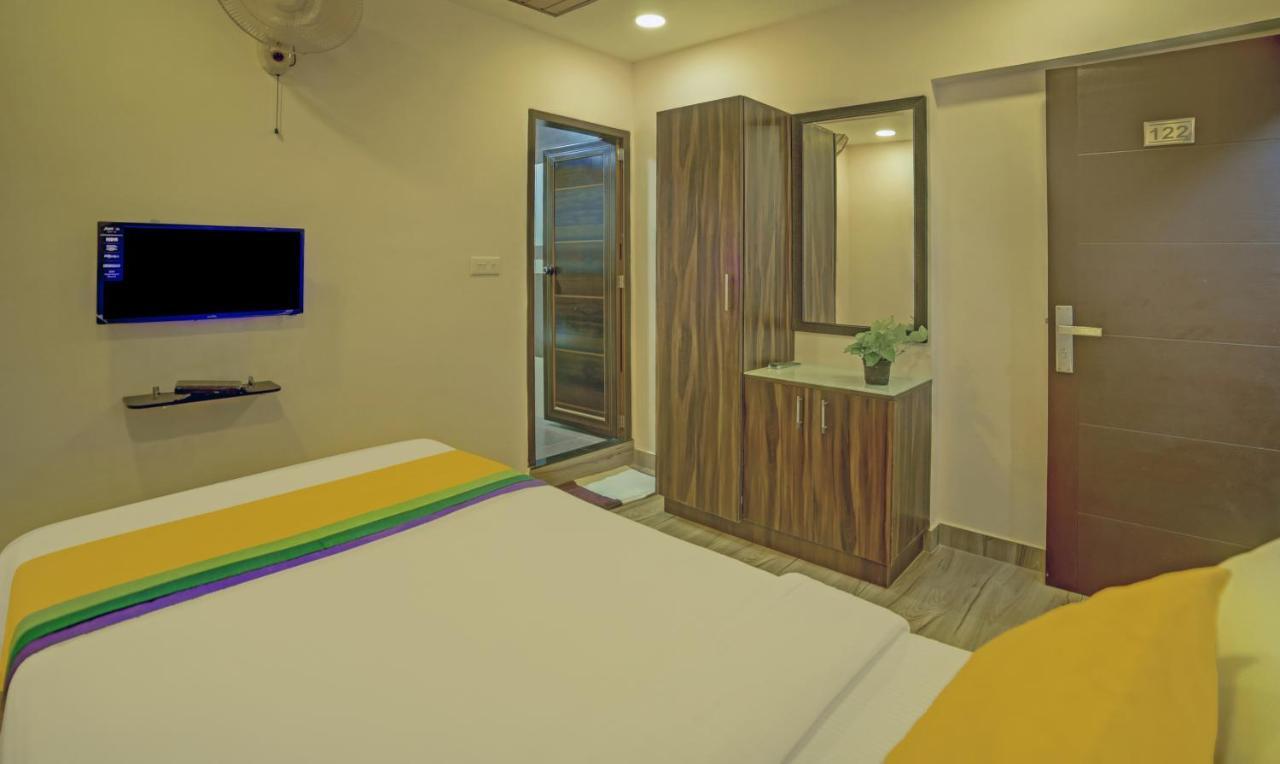 Treebo Trip Majestic Inn Thampanoor Thiruvananthapuram Ngoại thất bức ảnh
